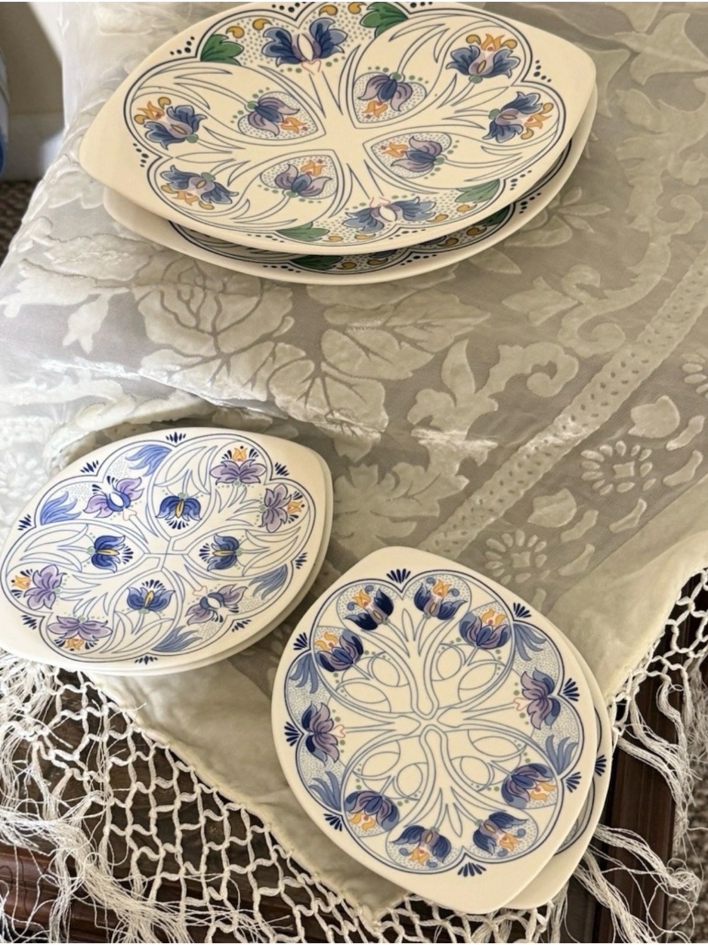 Set of 6 Porcelain Plates Amata Japan Floral Blue White Decorative Dishes